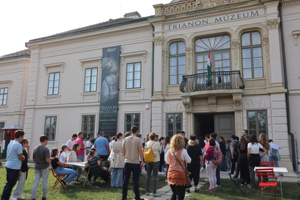 Jutalomkirándulás Martonvásáron és Várpalotán 460842185 926879939466323 2185430796207141857 N 1024x683