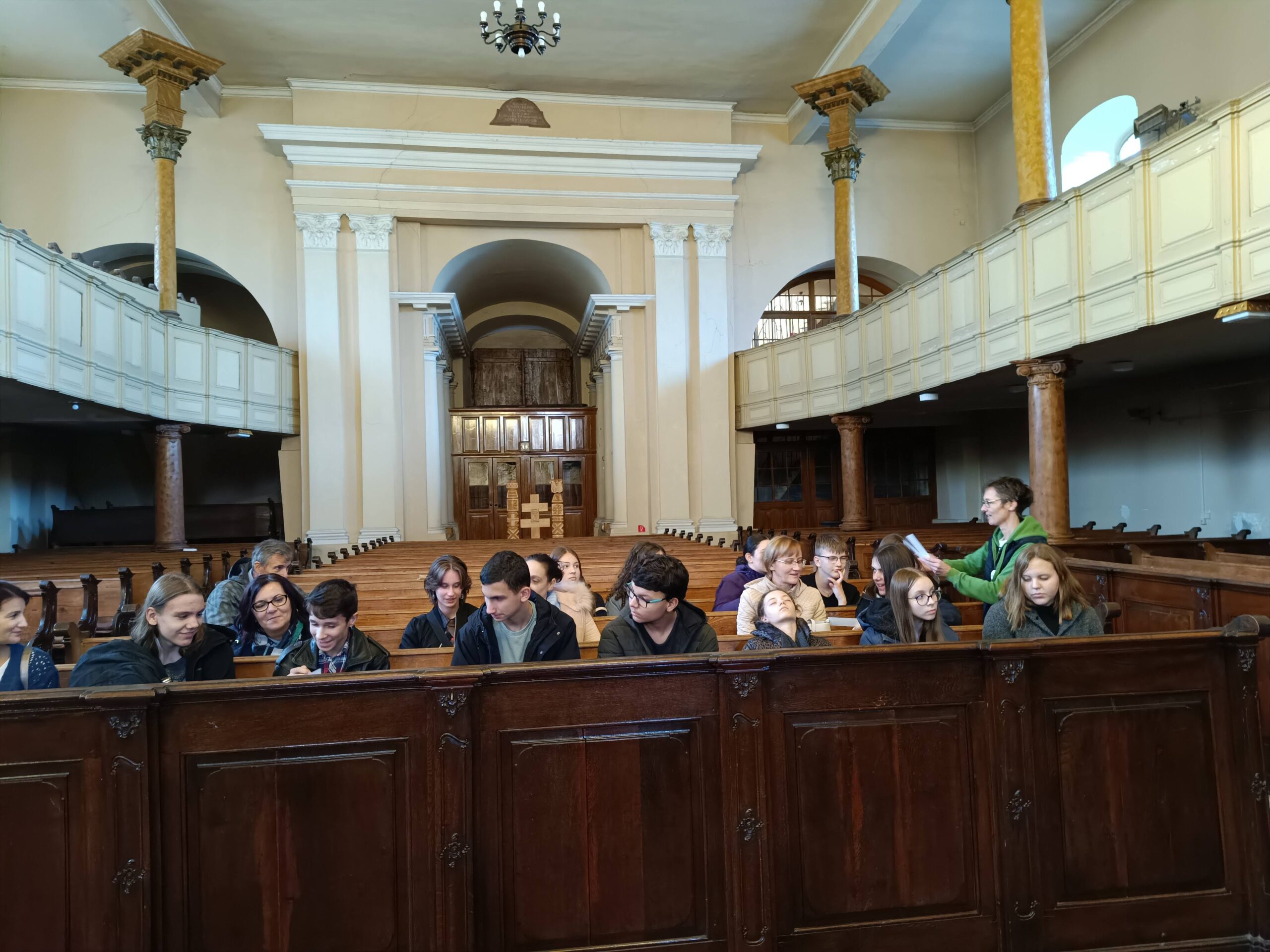 a reformatus templomban scaled